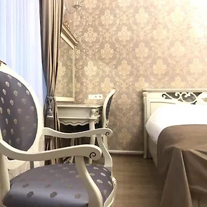 https://dolce-vita-apartments.marianskelaznehotels.net